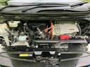 丁寧に整備されたエンジンルームは、安心してお乗りいただくための証です。隅々まで確認し、気持ちよくお車をお楽しみいただけるよう努めています。定期的なメンテナンスをおすすめします。