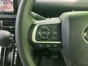 日常の運転を助けるスイッチ類です。感覚的に操作性が高く、快適なドライブを支援します。