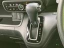スムーズなギアチェンジを実現する操作感です。快適なドライビングをサポートし、運転の楽しさを向上させます。