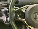 直感的な操作性を誇るスイッチ類です。様々な状況でスムーズな使いやすさを実現し、快適なカーライフを後押しします。