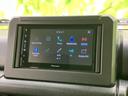 メニュー画面には電話やＦＭ、Ｂｌｕｅｔｏｏｔｈなどの項目が並び、利用したい機能を確認しやすい表示です。日々の移動で音楽や通話を楽しむ際にも便利です。