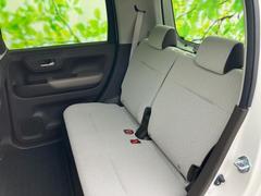 ＷＥＣＡＲＳでは各商談席に大型モニターをご用意しております！見やすい大画面でゆったりと全国の在庫をご覧いただけます！是非ご来店お待ちしております！ 7