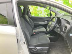 「この車の写真をもっと見たい」「状態が気になる」「この装備はついている？」どんな小さな疑問でもお気軽にお問い合わせください！ 4