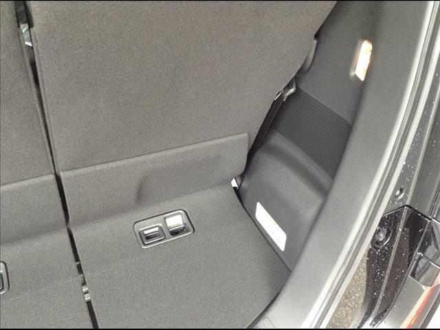 N-BOXカスタム ベースグレード Honda SENSING 両側スライド片側電動ドア スマートキー シートヒーター ACC ECS LEDヘッドライト(16枚目)