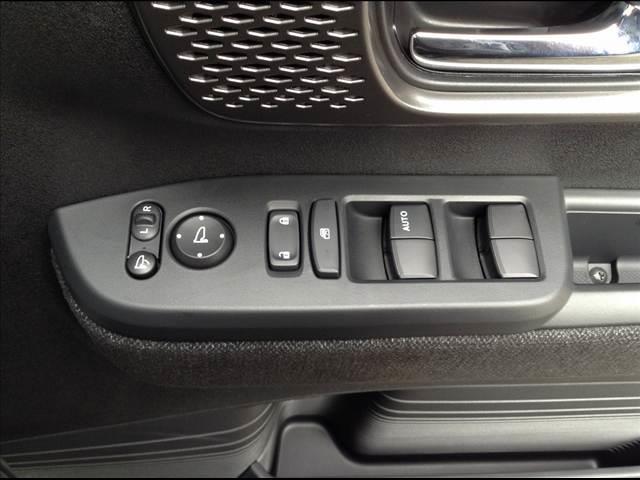 N-BOXカスタム ベースグレード Honda SENSING 両側スライド片側電動ドア スマートキー シートヒーター ACC ECS LEDヘッドライト(35枚目)