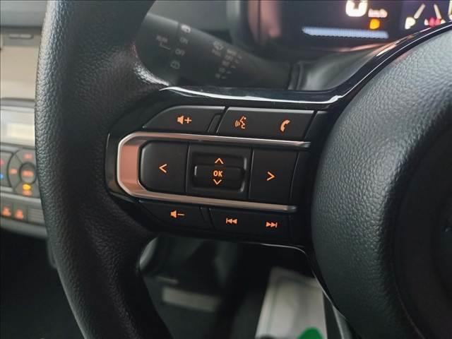 ケイカフェグループの在庫はなんと１５００台以上。人気の車がオールメーカー豊富に揃って安心して選べます！