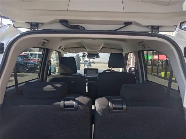 本格的なカフェを併設した新しいコンセプトのお店です！