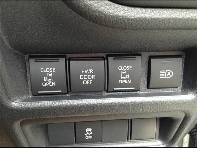 シエンタ ＨＹＢＲＩＤ　Ｚ　７人乗り（13枚目）