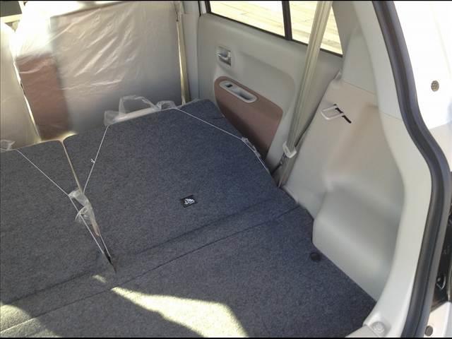 アルトラパン Ｘ　衝突被害軽減ブレーキ　スマートキー　車線逸脱防止装置　アイドリングストップ　クリアランスソナー　ＥＣＳシートヒーター　ＬＥＤヘッドライト（10枚目）