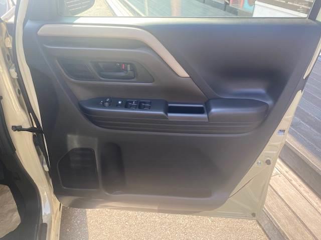 スペーシア ハイブリッドＧ　両側スライドドア　衝突被害軽減ブレーキ　スマートキー　アイドリングストップ　ＥＣＳ　ＬＥＤヘッドライト（19枚目）