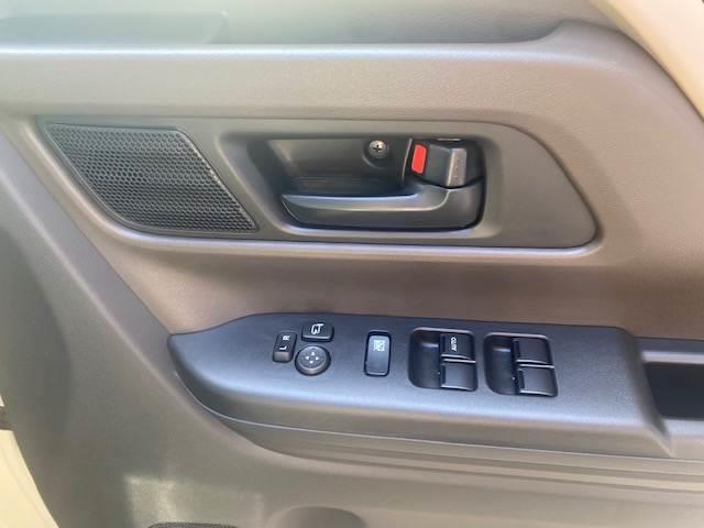 スペーシア ハイブリッドＧ　両側スライドドア　衝突被害軽減ブレーキ　スマートキー　アイドリングストップ　ＥＣＳ　ＬＥＤヘッドライト（20枚目）