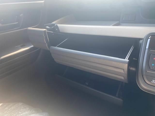 スペーシア ハイブリッドＧ　両側スライドドア　衝突被害軽減ブレーキ　スマートキー　アイドリングストップ　ＥＣＳ　ＬＥＤヘッドライト（31枚目）