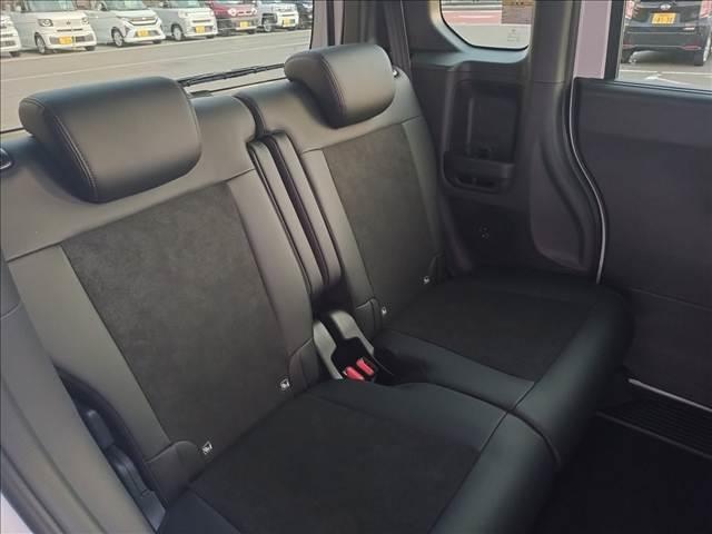 Ｎ－ＢＯＸカスタム ターボ　Ｈｏｎｄａ　ＳＥＮＳＩＮＧ　両側電動スライドドア　スマートキー　クリアランスソナー　アイドリングストップ　ＥＣＳ　ＡＣＣ　ＬＥＤヘッドライト　ＭＴモード付（19枚目）