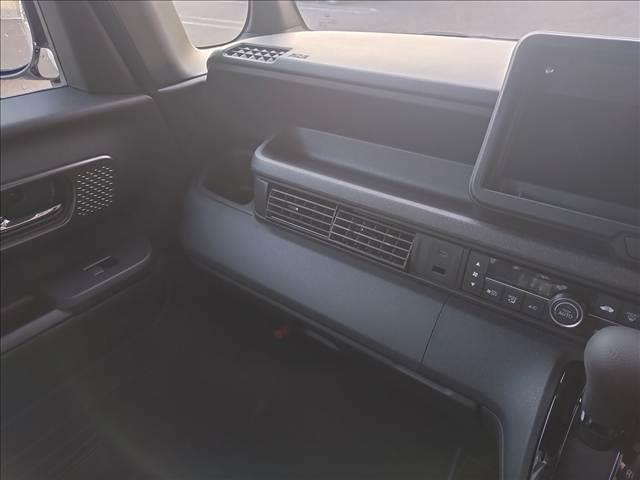 Ｎ－ＢＯＸカスタム ターボ　Ｈｏｎｄａ　ＳＥＮＳＩＮＧ　両側電動スライドドア　スマートキー　クリアランスソナー　アイドリングストップ　ＥＣＳ　ＡＣＣ　ＬＥＤヘッドライト　ＭＴモード付（29枚目）