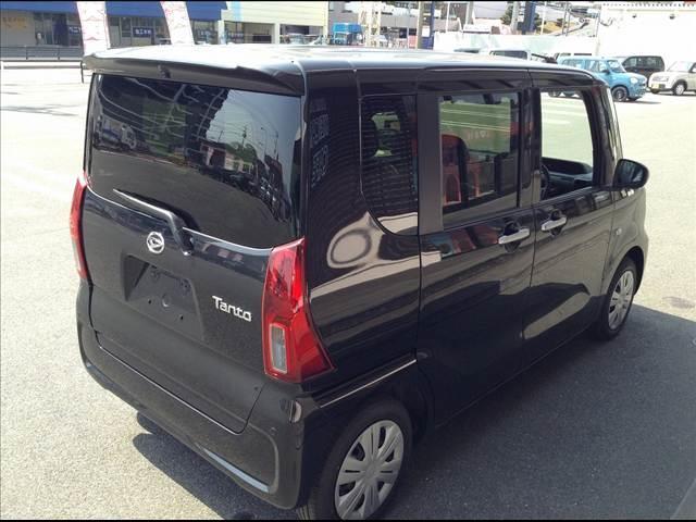 タント Ｘ　両側スライド片側電動ドア　衝突被害軽減ブレーキ　スマートキー　クリアランスソナー　アイドリングストップ　ＥＣＳ　ＬＥＤヘッドライト（6枚目）