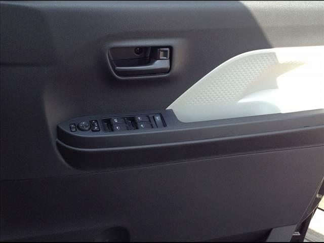 タント Ｘ　両側スライド片側電動ドア　衝突被害軽減ブレーキ　スマートキー　クリアランスソナー　アイドリングストップ　ＥＣＳ　ＬＥＤヘッドライト（31枚目）