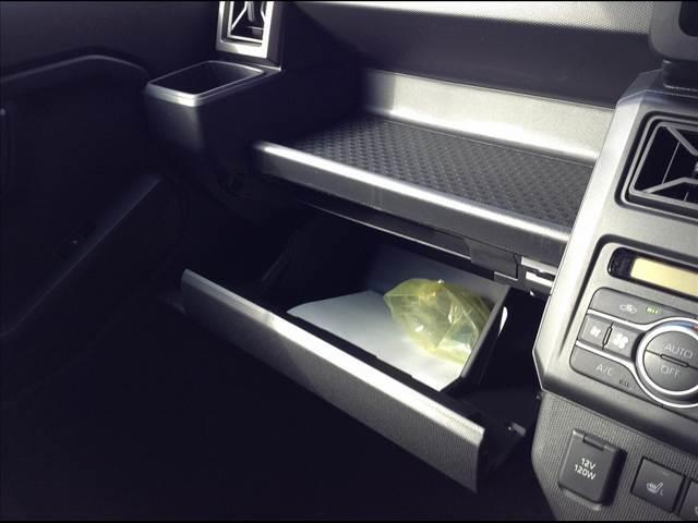 タフト Ｇ　ダーククロムベンチャー　衝突被害軽減ブレーキ　スマートキー　クリアランスソナー　アイドリングストップ　ＥＣＳ　シートヒーター　ＬＥＤヘッドライト（28枚目）