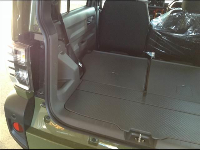 タフト Ｇ　メッキパック　衝突被害軽減ブレーキ　スマートキー　クリアランスソナー　アイドリングストップ　　ＥＣＳ　シートヒーター　ＬＥＤヘッドライト（13枚目）