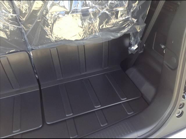 ハスラー ハイブリッドＸ　衝突被害軽減ブレーキ　車線逸脱防止装置　スマートキー　クリアランスソナー　アイドリングストップ　ＡＣＣ　ＥＣＳ　シートヒーター　ＬＥＤヘッドライト（13枚目）