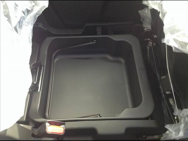 ハスラー ハイブリッドＸ　衝突被害軽減ブレーキ　車線逸脱防止装置　スマートキー　クリアランスソナー　アイドリングストップ　ＡＣＣ　ＥＣＳ　シートヒーター　ＬＥＤヘッドライト（29枚目）