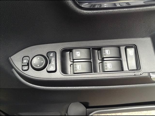 タント カスタムＸ　両側電動スライドドア　スマートキー　クリアランスソナー　アイドリングストップ　ＥＣＳ　シートヒーター　ＬＥＤヘッドライト（26枚目）