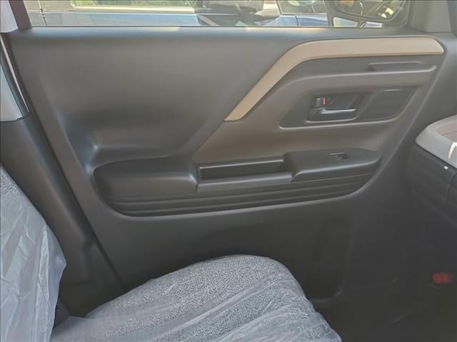 スペーシア ハイブリッドＸ　全方位モニター付メモリーナビゲーション・スズキコネクト対応通信機装着車　・両側電動スライドドア・衝突被害軽減ブレーキ　車線逸脱防止装置　スマートキー　クリアランスソナー　ＥＣＳ（34枚目）