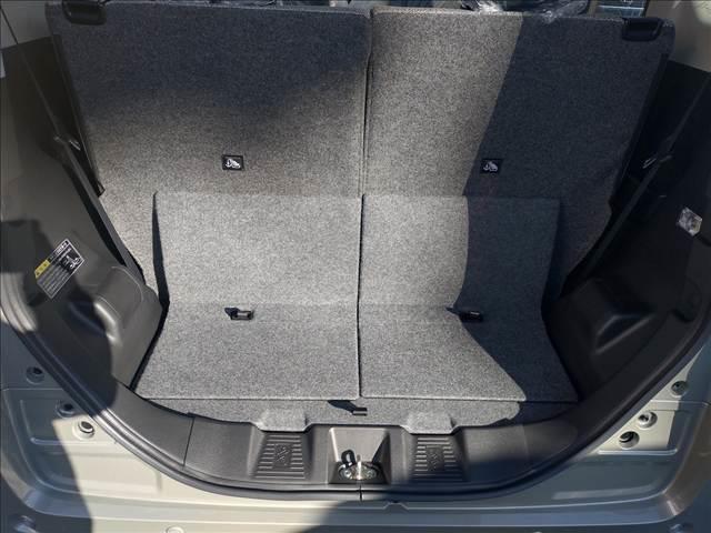 スペーシア ハイブリッドＸ　届出済未使用車・両側電動スライドドア・ＬＥＤヘッドランプ・サーキュレーター・運転席シートリフター・パーソナルテーブル・助手席シートアンダートレイ・フロントアームレスト・ＵＳＢ電源ソケット（10枚目）