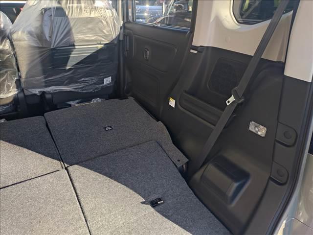 スペーシア ハイブリッドＸ　届出済未使用車・両側電動スライドドア・ＬＥＤヘッドランプ・サーキュレーター・運転席シートリフター・パーソナルテーブル・助手席シートアンダートレイ・フロントアームレスト・ＵＳＢ電源ソケット（13枚目）