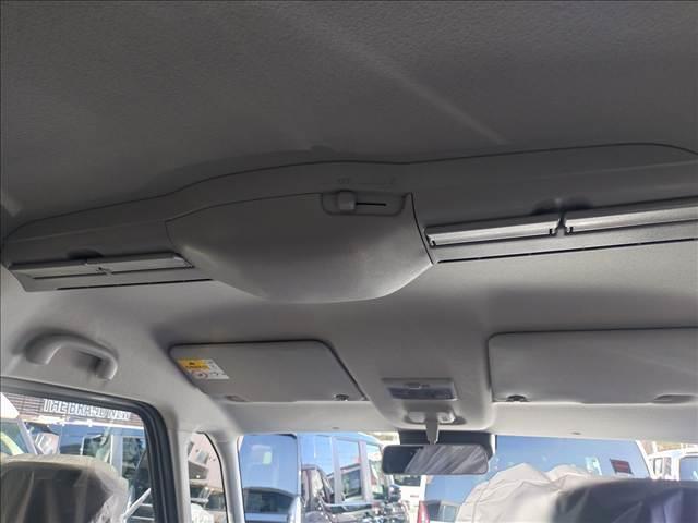 スペーシア ハイブリッドＸ　届出済未使用車・両側電動スライドドア・ＬＥＤヘッドランプ・サーキュレーター・運転席シートリフター・パーソナルテーブル・助手席シートアンダートレイ・フロントアームレスト・ＵＳＢ電源ソケット（18枚目）