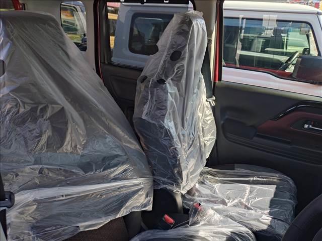 スペーシアカスタム ハイブリッドXS 届出済未使用車・両側電動スライドドア・LEDヘッドランプ・サーキュレーター・運転席シートリフター・パーソナルテーブル・助手席シートアンダートレイ・フロントアームレスト・USB電源ソケット(12枚目)