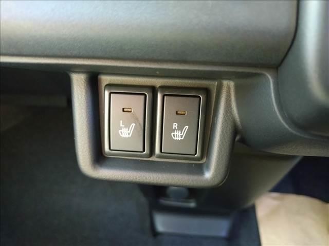 スペーシアカスタム ハイブリッドXS 届出済未使用車・両側電動スライドドア・LEDヘッドランプ・サーキュレーター・運転席シートリフター・パーソナルテーブル・助手席シートアンダートレイ・フロントアームレスト・USB電源ソケット(18枚目)