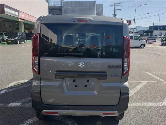 スペーシアギア ハイブリッドＸＺ　全方位モニター付ナビ・スズキコネクト対応　両側電動スライドドア　衝突被害軽減ブレーキ　スマートキー　車線逸脱防止装置　クリアランスソナー　アイドリングストップ　ＥＣＳ　ＡＣＣ　ＬＥＤヘッドライト（8枚目）