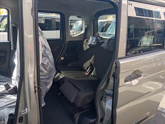 スペーシアギア ハイブリッドＸＺ　全方位モニター付ナビ・スズキコネクト対応　両側電動スライドドア　衝突被害軽減ブレーキ　スマートキー　車線逸脱防止装置　クリアランスソナー　アイドリングストップ　ＥＣＳ　ＡＣＣ　ＬＥＤヘッドライト（12枚目）