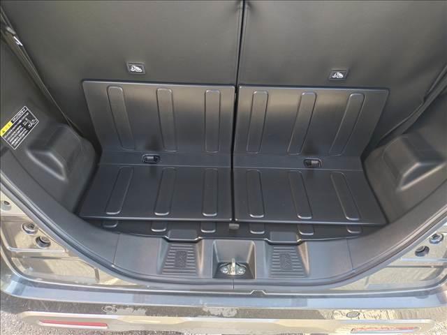 スペーシアギア ハイブリッドＸＺ　全方位モニター付ナビ・スズキコネクト対応　両側電動スライドドア　衝突被害軽減ブレーキ　スマートキー　車線逸脱防止装置　クリアランスソナー　アイドリングストップ　ＥＣＳ　ＡＣＣ　ＬＥＤヘッドライト（16枚目）