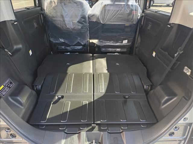 スペーシアギア ハイブリッドＸＺ　全方位モニター付ナビ・スズキコネクト対応　両側電動スライドドア　衝突被害軽減ブレーキ　スマートキー　車線逸脱防止装置　クリアランスソナー　アイドリングストップ　ＥＣＳ　ＡＣＣ　ＬＥＤヘッドライト（17枚目）