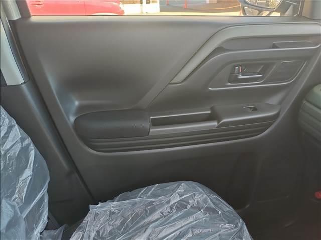 スペーシアギア ハイブリッドＸＺ　全方位モニター付ナビ・スズキコネクト対応　両側電動スライドドア　衝突被害軽減ブレーキ　スマートキー　車線逸脱防止装置　クリアランスソナー　アイドリングストップ　ＥＣＳ　ＡＣＣ　ＬＥＤヘッドライト（38枚目）