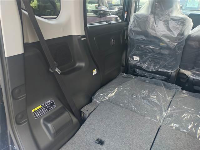 スペーシアカスタム ハイブリッドＸＳ　両側電動スライドドア　衝突被害軽減ブレーキ　スマートキー　車線逸脱防止装置　クリアランスソナー　アイドリングストップ　ＥＣＳ　ＡＣＣ　ヘッドアップディスプレイ　サーキュレーター　ＬＥＤヘッドライト（11枚目）