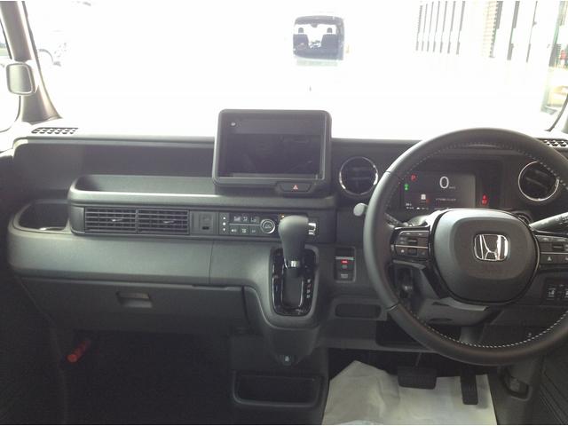 Ｎ－ＢＯＸカスタム コーディネートスタイル　Ｈｏｎｄａ　ＳＥＮＳＩＮＧ　ダイレクトプロジェクション式フルＬＥＤヘッドライト　前席用ｉ－サイドエアバッグシステム＋サイドカーテンエアバッグシステム　電子制御パーキングブレーキ、オートブレーキホールド（24枚目）