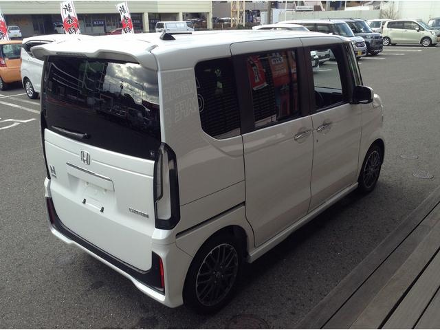 Ｎ－ＢＯＸカスタム ターボ　両側電動スライドドア　スマートキー　マニュアルモード付　衝突被害軽減ブレーキ　車線逸脱防止装置　ＬＥＤヘッドライト　シートヒーター　ＡＣＣ　ＥＣＳ（6枚目）