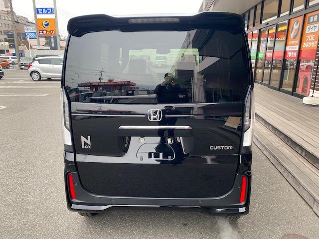 Ｎ－ＢＯＸカスタム ベースグレード　両側スライド片側電動ドア　スマートキー　衝突被害軽減ブレーキ　車線逸脱防止装置　ＬＥＤヘッドライト　ＡＣＣ　ＥＣＳ　シートヒーター（6枚目）
