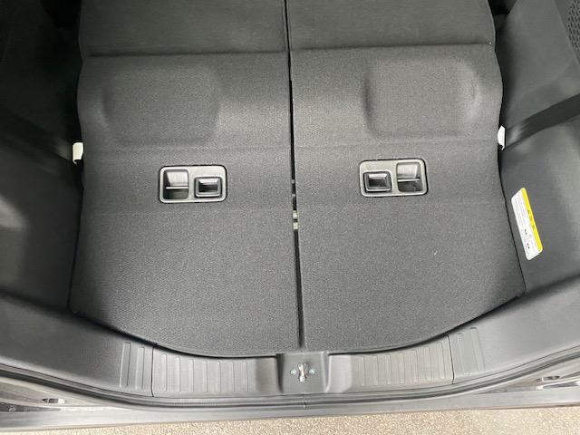 Ｎ－ＢＯＸカスタム ベースグレード　両側スライド片側電動ドア　スマートキー　衝突被害軽減ブレーキ　車線逸脱防止装置　ＬＥＤヘッドライト　ＡＣＣ　ＥＣＳ　シートヒーター（14枚目）