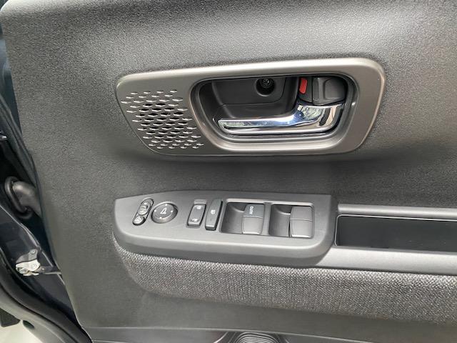 Ｎ－ＢＯＸカスタム ベースグレード　両側スライド片側電動ドア　スマートキー　衝突被害軽減ブレーキ　車線逸脱防止装置　ＬＥＤヘッドライト　シートヒーター　ＡＣＣ　ＥＣＳ（16枚目）