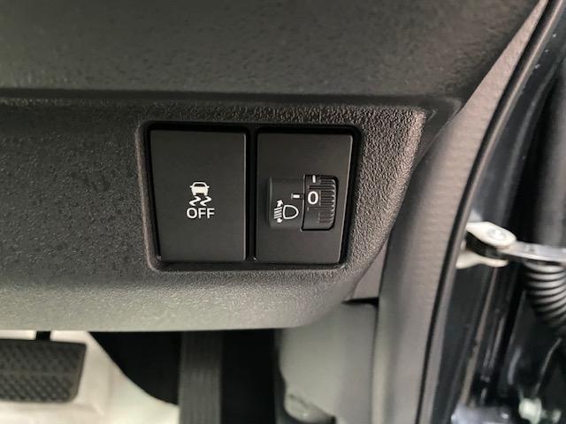 Ｎ－ＢＯＸカスタム ベースグレード　両側スライド片側電動ドア　スマートキー　衝突被害軽減ブレーキ　車線逸脱防止装置　ＬＥＤヘッドライト　シートヒーター　ＡＣＣ　ＥＣＳ（20枚目）