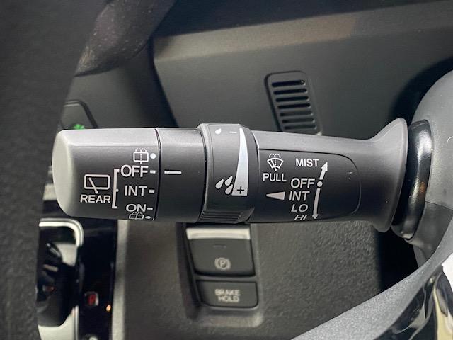 Ｎ－ＢＯＸカスタム ベースグレード　両側スライド片側電動ドア　スマートキー　衝突被害軽減ブレーキ　車線逸脱防止装置　ＬＥＤヘッドライト　シートヒーター　ＡＣＣ　ＥＣＳ（25枚目）