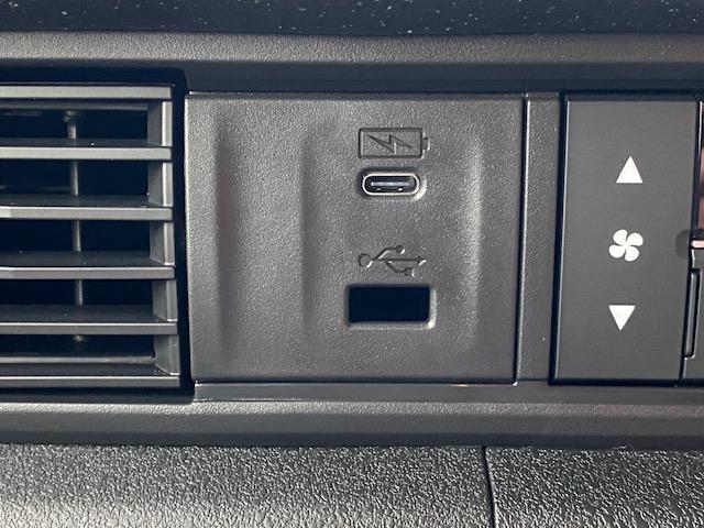 Ｎ－ＢＯＸカスタム ベースグレード　両側スライド片側電動ドア　スマートキー　衝突被害軽減ブレーキ　車線逸脱防止装置　ＬＥＤヘッドライト　シートヒーター　ＡＣＣ　ＥＣＳ（29枚目）