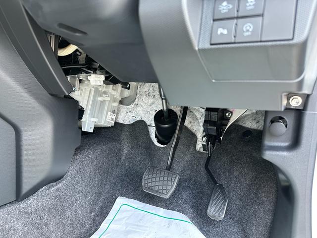 タフト Ｇ　ダーククロムベンチャー　衝突被害軽減ブレーキ　スマートキー　クリアランスソナー　ＬＥＤヘッドライト（17枚目）