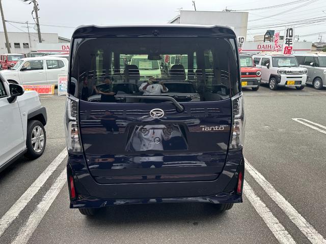 タント カスタムＸ　両側電動スライドドア　スマートキー　衝突被害軽減ブレーキ　クリアランスソナー　シートヒーター　ＬＥＤヘッドライト　アイドリングストップ（8枚目）