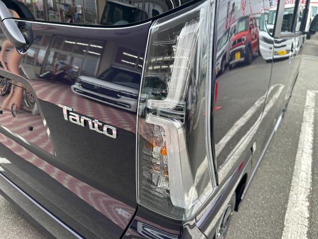 タント カスタムＸ　両側電動スライドドア　スマートキー　衝突被害軽減ブレーキ　クリアランスソナー　シートヒーター　ＬＥＤヘッドライト　アイドリングストップ（18枚目）