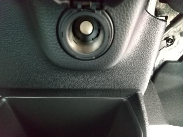 Ｎ－ＢＯＸカスタム ベースグレード　Ｈｏｎｄａ　ＳＥＮＳＩＮＧ　両側スライド片側電動ドア　スマートキー　ＬＥＤヘッドライト（30枚目）