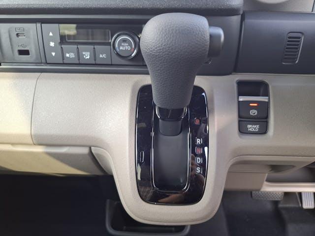 Ｎ－ＢＯＸジョイ ベースグレード　Ｈｏｎｄａ　ＳＥＮＳＩＮＧ　両側スライド片側電動ドア　スマートキー　ＬＥＤヘッドライト　ＥＣＳ（10枚目）